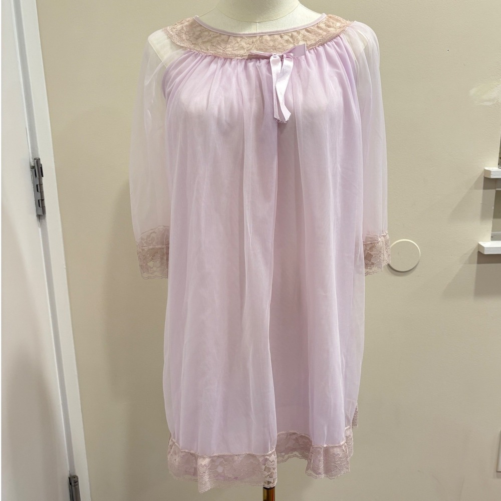 VTG 60s Berkliff Lavender Babydoll Nightgown Pink Lace Trim Sheer Bow Detail XS